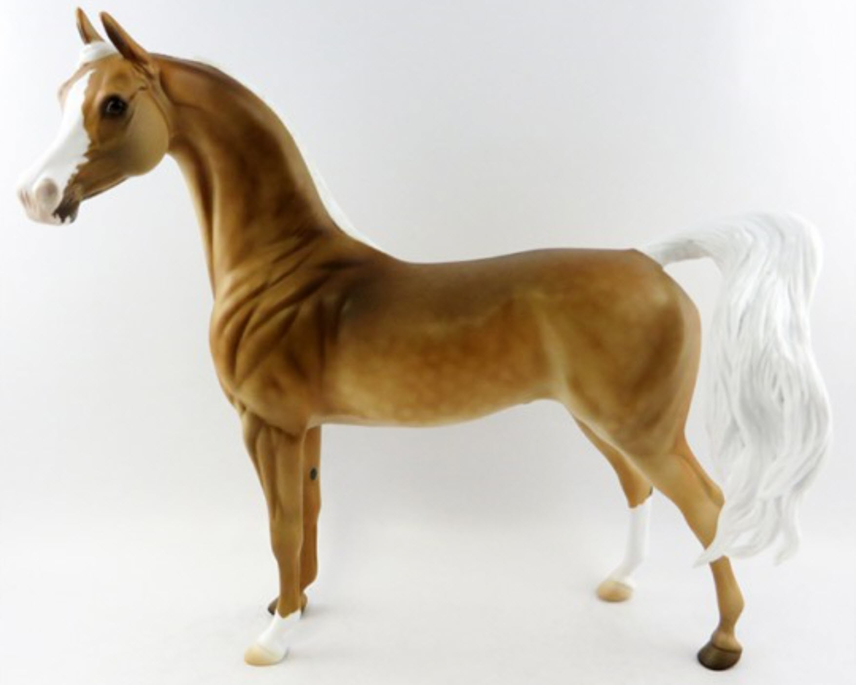 Glo N Go StoneHorseRef